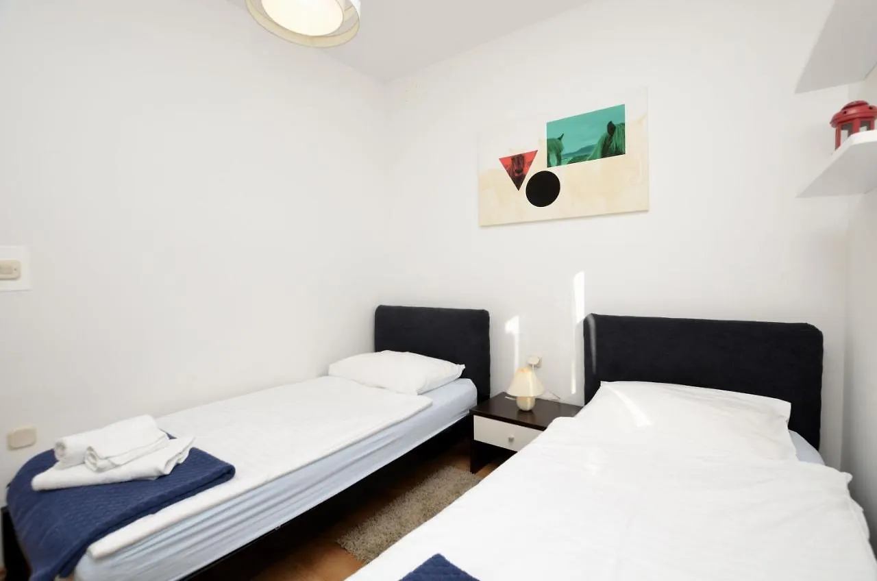 Apartment Maria Labin